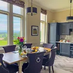 Geltsdale East Wing Sleeps 6 With River Eden Views Near Carlisle & Ullswater Hébergement de vacances *